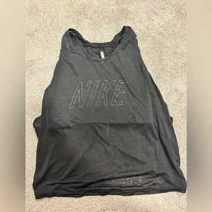 NIKE DRIFIT TANK SZ SMALL